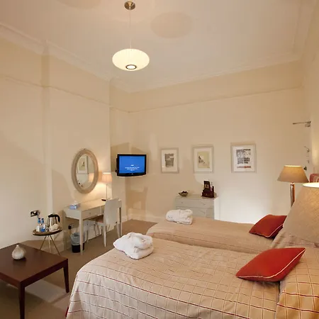 Hotel 100 Princes Street