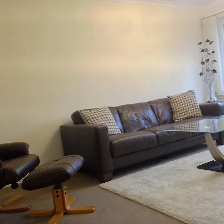 Saint Leonard's Apartment *