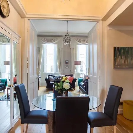 Central 2 Bedroom