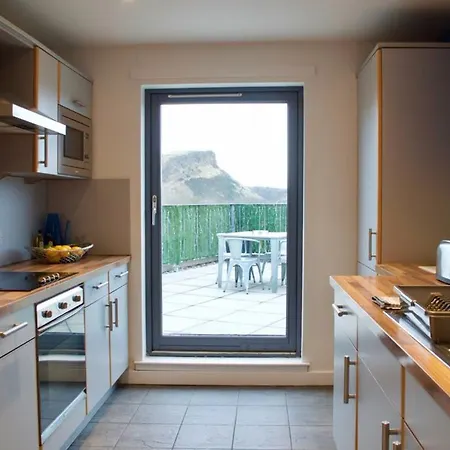 Appartamento 3 Bedroom With Private Roof Terrace Edimburgo