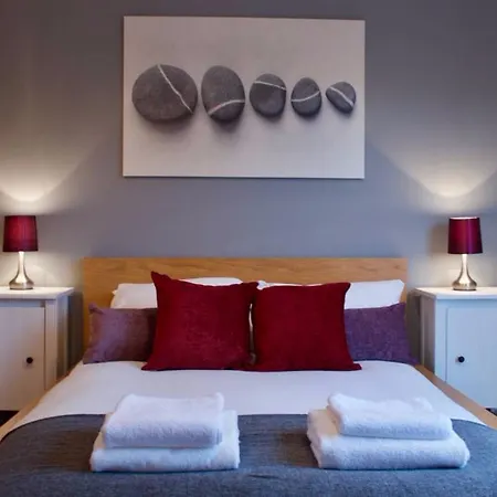 3 Bedroom With Private Roof Terrace Edimburgo