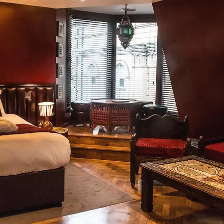 Le Monde 4* Edinburgh