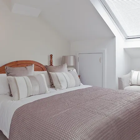 Royal Mile Penthouse - The Address דירה