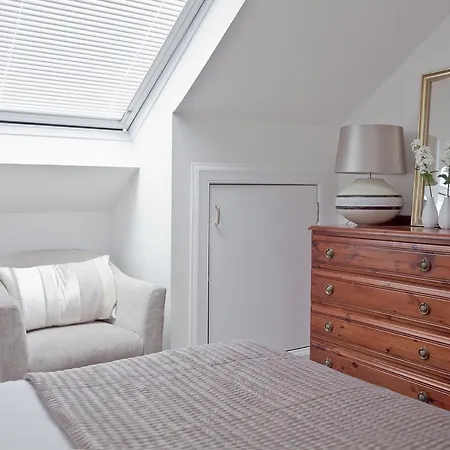 Royal Mile Penthouse - The Address