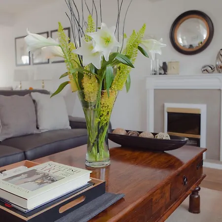 Royal Mile Penthouse - The Address דירה אדינבורו