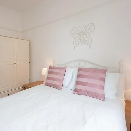The Blinkbonny Apartment