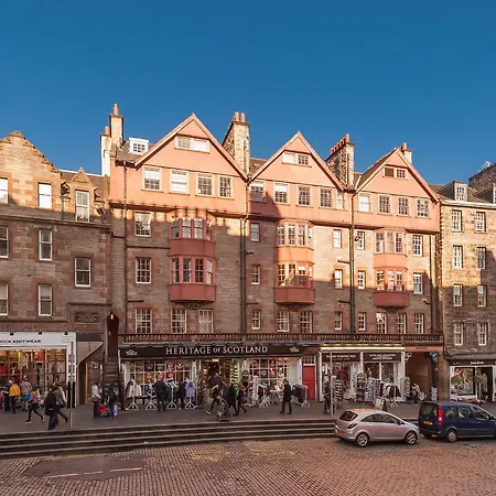 Ladystairs 2 Royal Mile Apartmán *