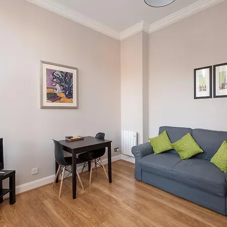 Old Town Grassmarket Apartment