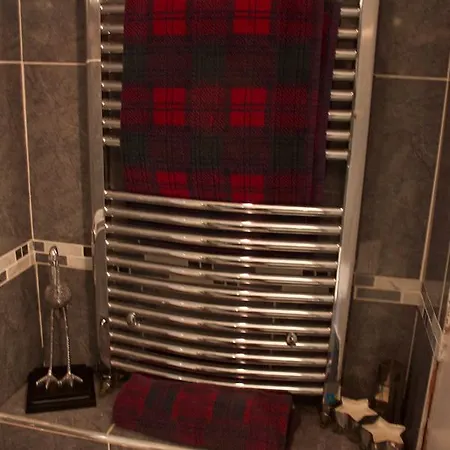 Apartment 2 Bedroom House With Free Parking Edinburgh