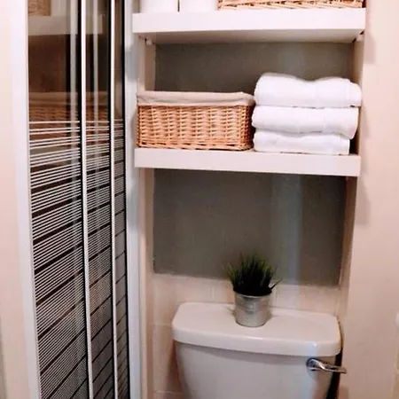 2 Bedroom Central