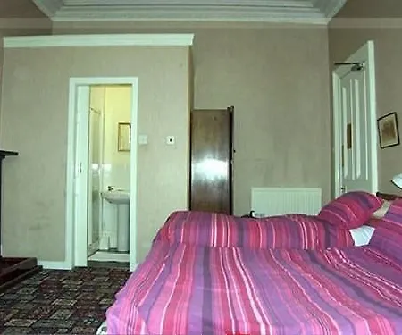 Regis بيت ضيافة إدنبرة