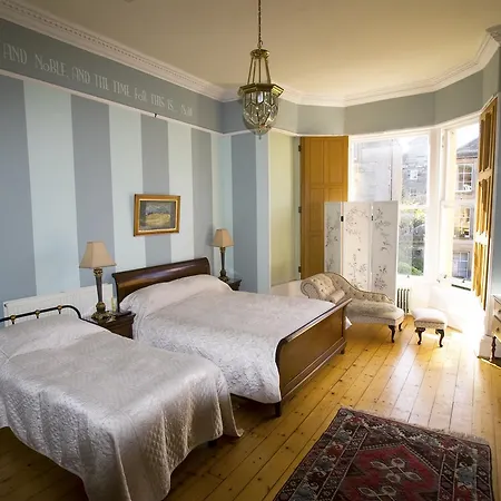 Cluaran House 4* Edynburg