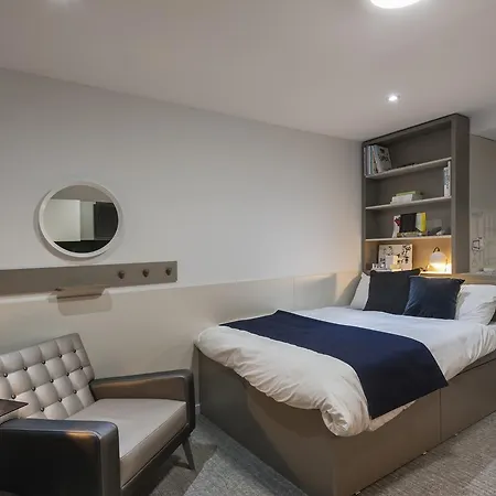 New Park Summer Stays Aparthotel Edinburgh