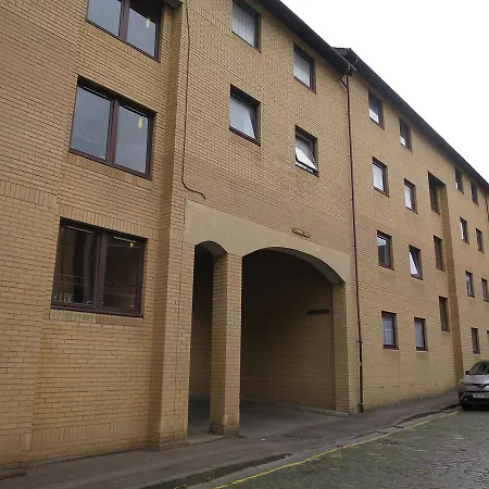 Gilmours Entry