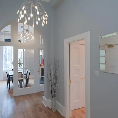 Apartament Parliament Sq 12 Royal Mile