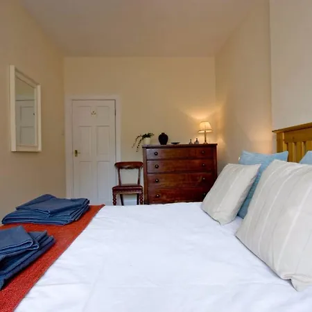 2 Bedroom Flat In Stockbridge Sleeps 4 Appartamento *