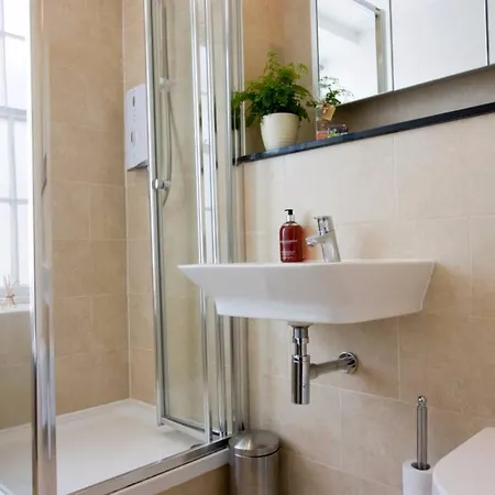 2 Bedroom Flat In Stockbridge Sleeps 4 Appartamento Edimburgo
