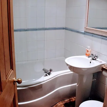 2 Bedroom Flat In City Centre Appartement *