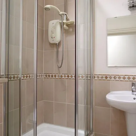 Apartamento 4 Bedroom In City Centre