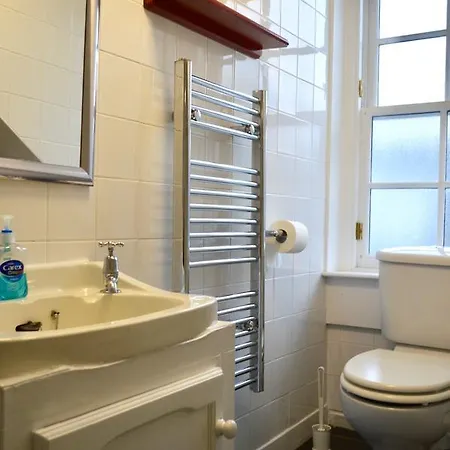 1 Bedroom Sleeps 2 * 爱丁堡