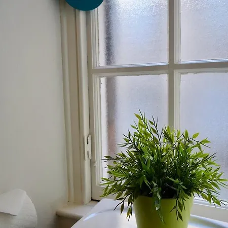 1 Bedroom Near Castle Sleeps 2 Apartamento Edimburgo