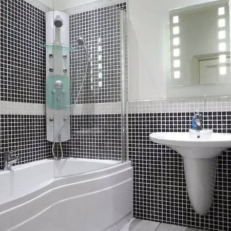 4 Bedroom In City Centre *