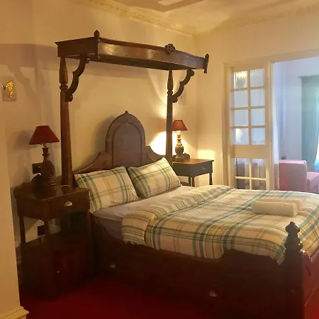 Bed and breakfast Iholiday 3*