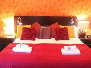 Victoria Park House Hostal *