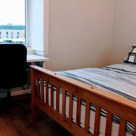 Apartment 1 Bedroom Flat In City Centre Accommodates 4 Edinburgh