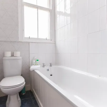 2 Bedroom Central Edimburgo