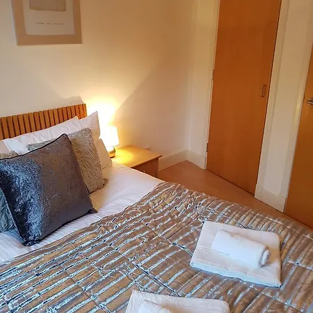 Apartment Executive Open Plan Apartment, Leith *