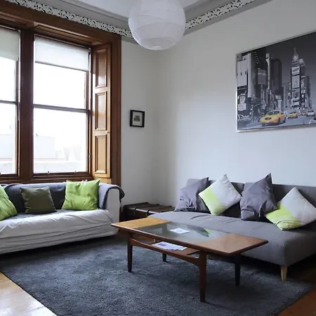 City Centre Modernised Victorian Flat 20 Minutes To Royal Mile 公寓 爱丁堡