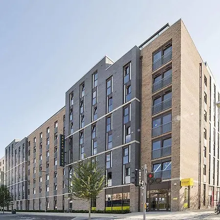Destiny Student - Arran House Edinburgh