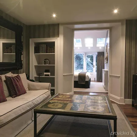 Nira Caledonia 4* Edinburgh