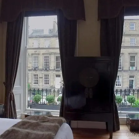 Nira Caledonia 4* Edimburgo