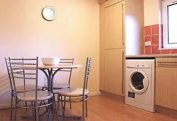 Grosvenor Gardens 4*
