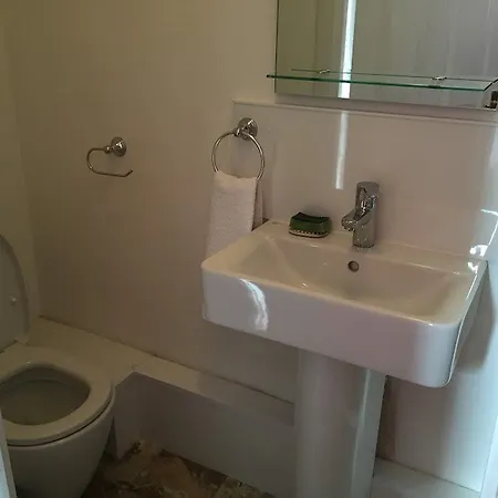 Bed & Breakfast 16 Pilrig