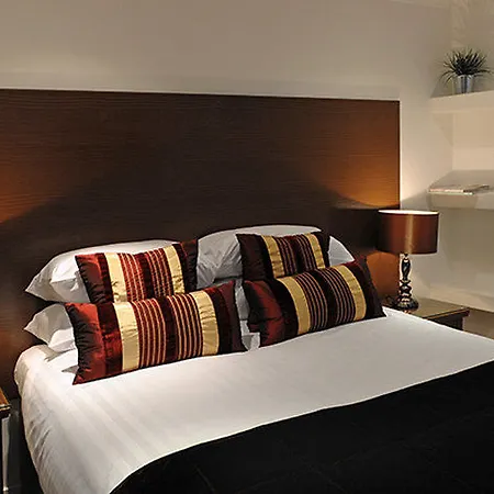 Fountain Court - Grove Executive Apart Otel