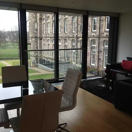 Hotel Vip - Quartermile