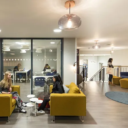 Edinburgh Haddington Place Hostel *