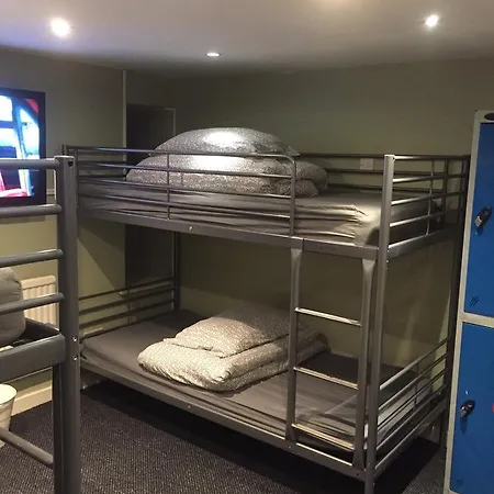 Bobby's Bunkhouse *