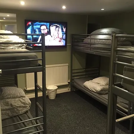 Bobby's Bunkhouse *