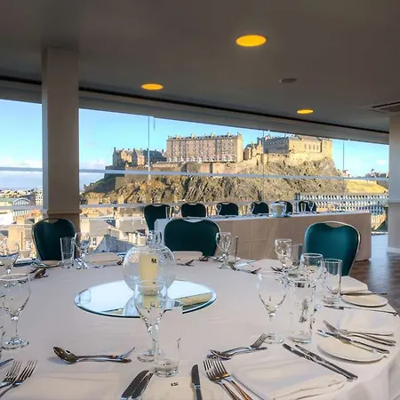 Doubletree By Hilton Centre Hotell 4*