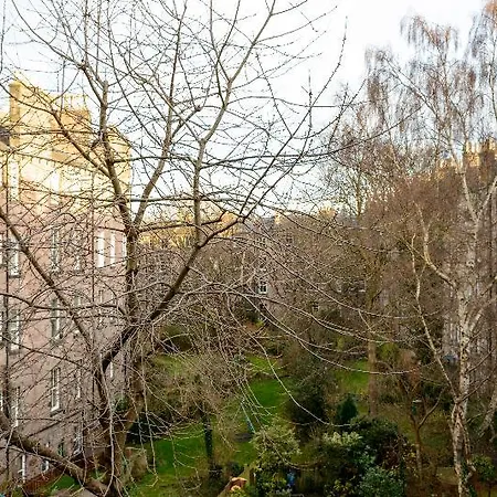 Black Ivy 4* Edinburgh