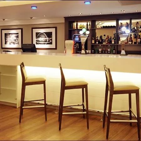 Hampton By Hilton West End 3* Edimburgo