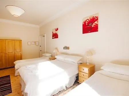 Halcyon House 3* 爱丁堡