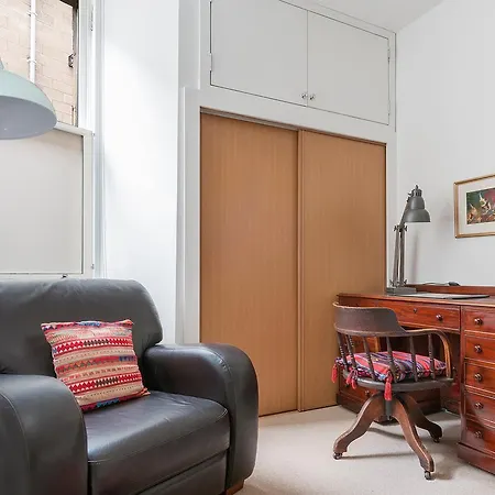 Atholl Crescent Lane * Edinburgh