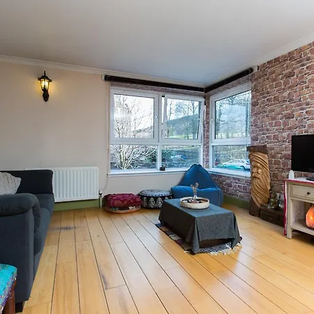 Charming 2br Flat For 4 Overlooking Holyrood Park Διαμέρισμα Εδιμβούργο