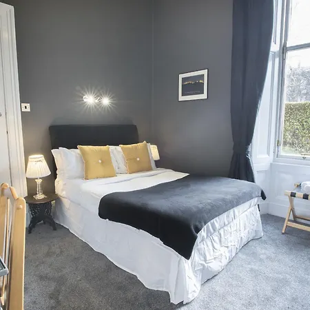 Pensionat Claremont 3*