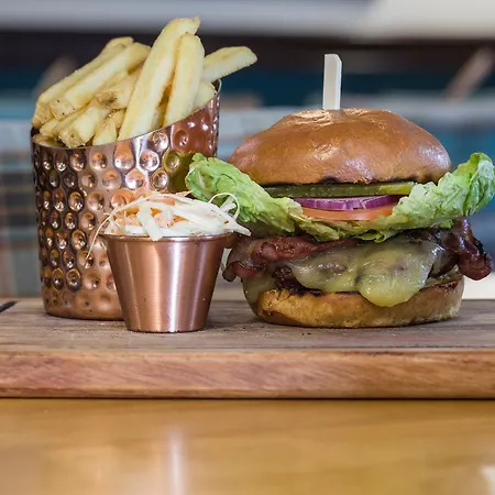 Hotell The Torfin Edinburg